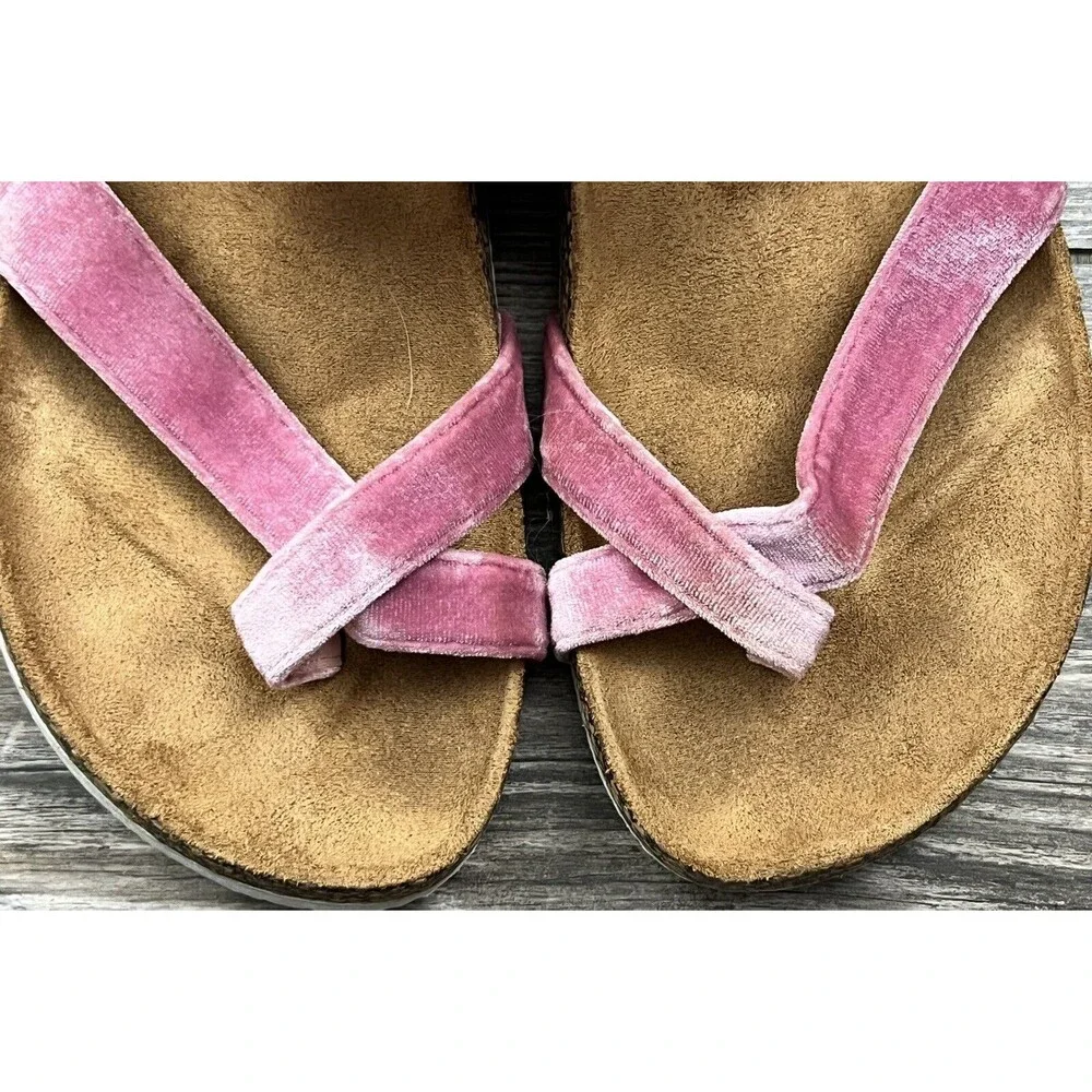 Twisted women sandals